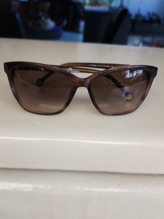 Carolina Herrera Accessories - Carolina Herrera Brown Cat-Eye Sunglasses with Brown Lenses